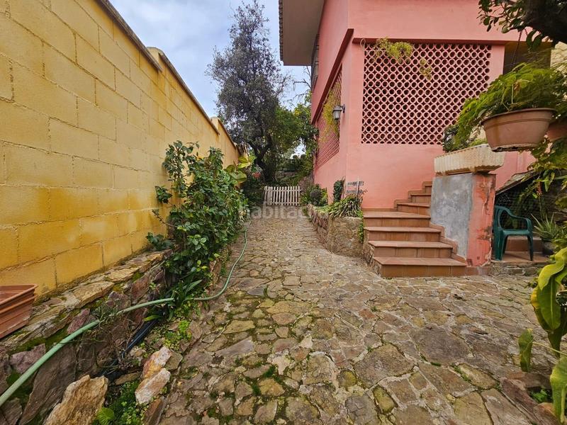 Foto b7a3103a-1dc5-4299-a7b6-1e3e4594d8f8. Chalet con riscaldamento parcheggio piscina in El Brillante -El Naranjo - El Tablero Córdoba