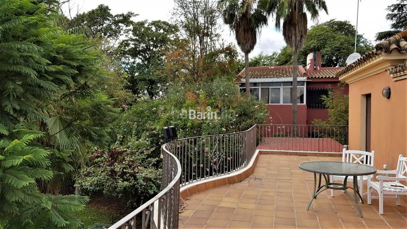 Foto 22460d30-6a19-43ee-b95b-0dbae9246da4. Chalet gran chalet de lujo en colina blanca en Camas