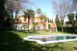 Chalet à Camas. Gran chalet de lujo en colina blanca