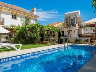 Chalet en Cotomar. Casa independiente en la zona de cotomar ideal inversores