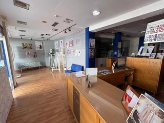 Local Comercial en Avenida Avenida de Rabanales