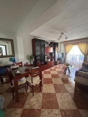 Piso en Santa Rosa - Valdeolleros