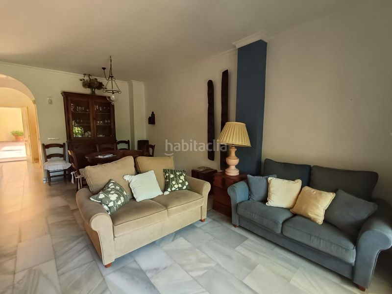 Foto 104e63c0-8812-4642-aaf9-4de34e61143c. Casa adossada amb aparcament piscina a Puerto Banús Marbella