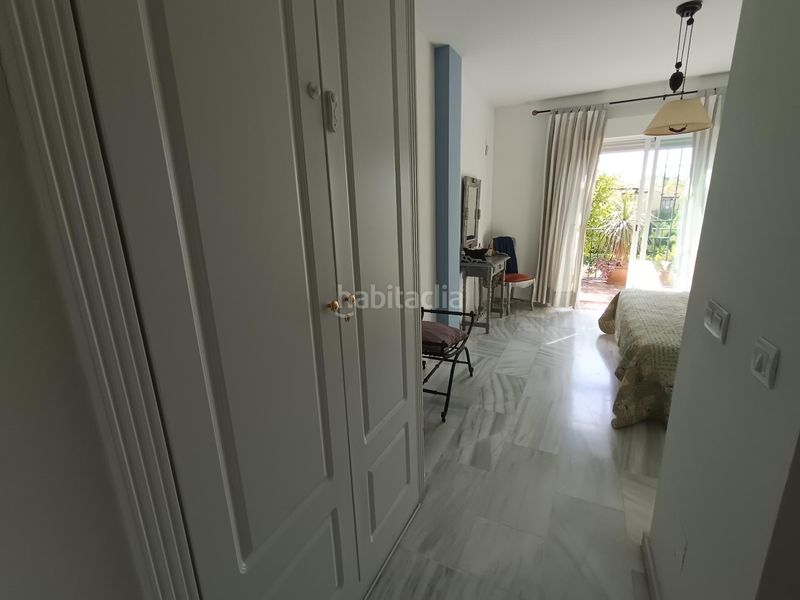 Foto 21fa02b9-8aa3-4372-be56-17754a4713b9. Casa adossada amb aparcament piscina a Puerto Banús Marbella