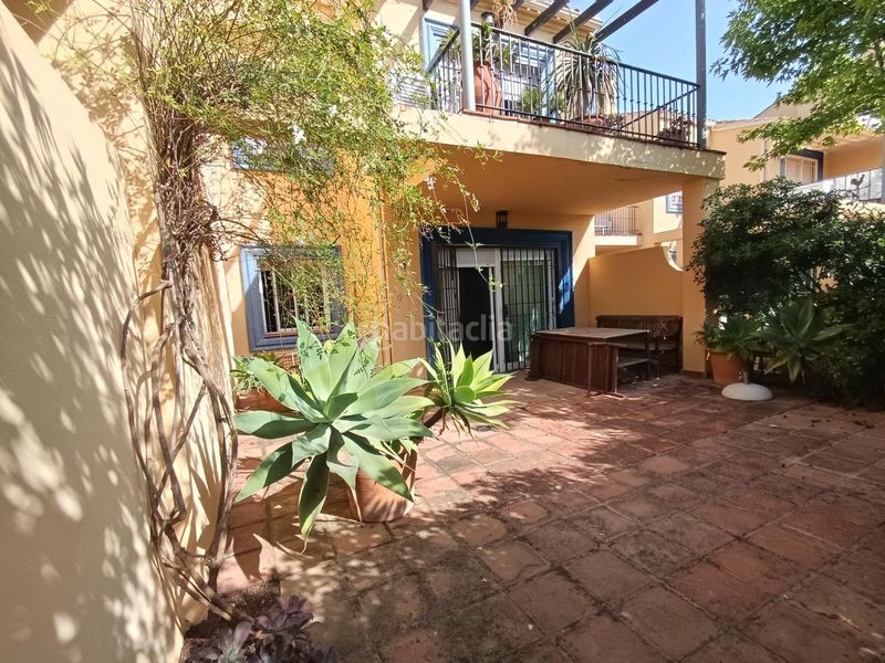 Foto 593817c5-9122-4bad-9565-351992bebcc8. Casa adossada amb aparcament piscina a Puerto Banús Marbella
