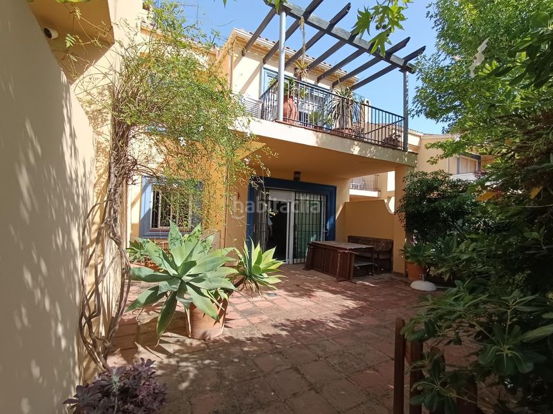 Foto b306a51b-816a-404c-a49a-72485c50723d. Casa adossada amb aparcament piscina a Puerto Banús Marbella