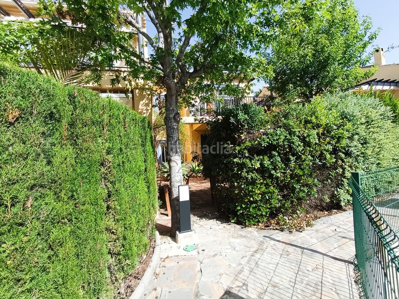 Foto fc2896eb-4812-49f3-9dd7-bea253584d17. Casa adossada amb aparcament piscina a Puerto Banús Marbella