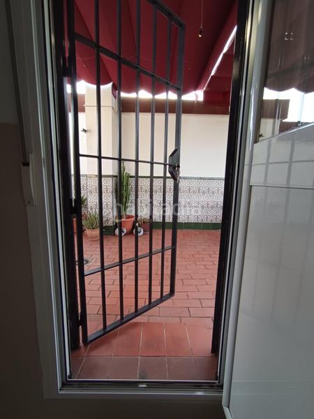 Foto 32ffef6a-e85d-4126-bf89-da35b080bb76. Casa adosada exclusiva casa junto a zoco en Ciudad Jardín - Zoco Córdoba