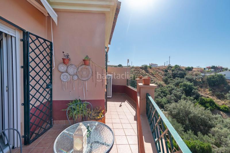 Foto ce49c312-c293-4ffc-9759-03c50216a418. Casa pareada gran pareado vistas al mar en Chilches