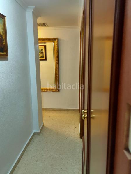 Foto 02889a13-c0c2-46c5-b938-53dbec3fcd4f. Alquiler piso se alquila amplio piso cerca del zoco! en Córdoba