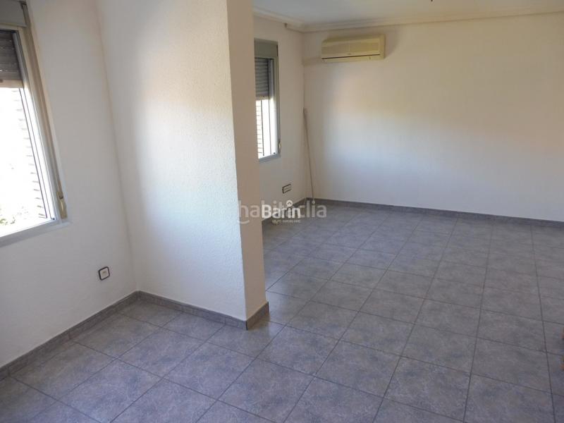 Foto 2a42ff43-59c2-4236-989f-206723a7a6bd. Piso  en santa rosa, exterior y vistas despejadas en Córdoba