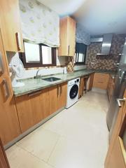 Location Appartement à Viñuela - Rescatado. Piso en alquiler  solo estudiantes