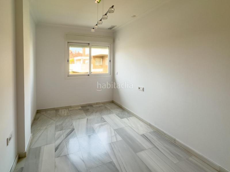 Foto 5456d4a6-e07c-45e2-acab-31b76e19b8c6. Location appartement avec chauffage parking piscine dans Córdoba