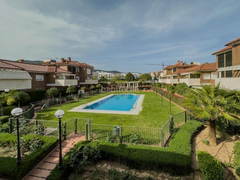 Foto 79d966ae-f243-421d-91ee-a6f55f9146b7. Location appartement avec chauffage parking piscine dans Córdoba
