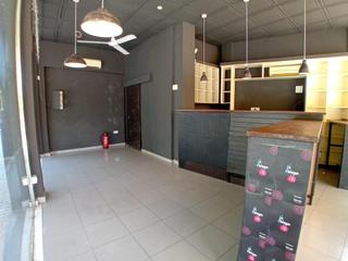 Location Local commercial à Tablero Bajo - Arruzafilla. Fantástico local haciendo esquina en cañito bazán !!!