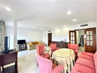 Location Appartement à Ciudad Jardín - Zoco. Piso junto a la estación del ave!!!!