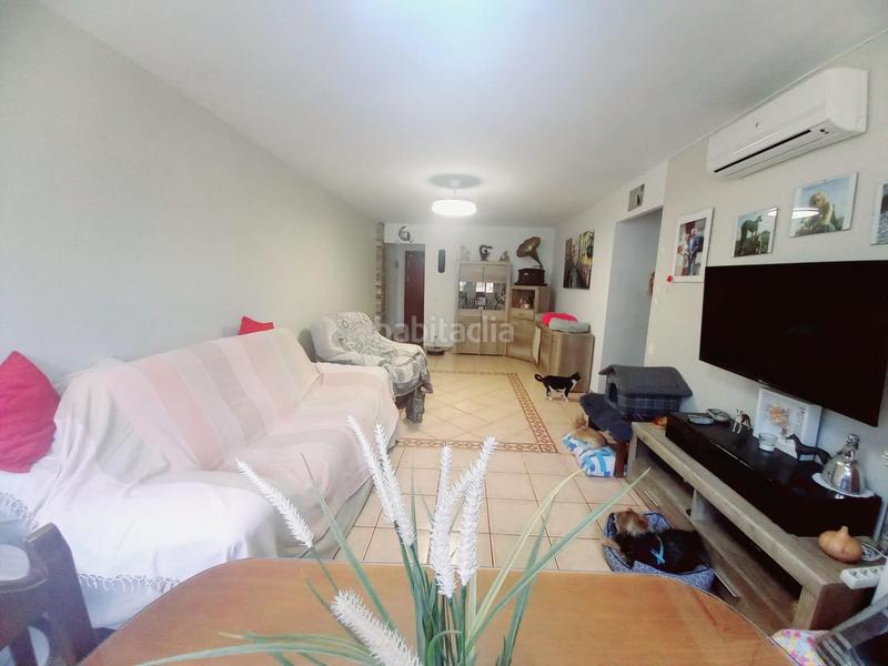 Foto c7e7870b-ef3e-4633-a5a6-b6ebf36bf52f. Pis amb calefacció aparcament a La Cala del Moral Rincón de la Victoria