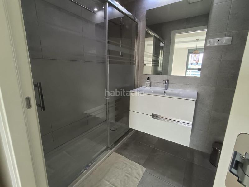 Foto eb8d722a-dec5-4940-baa6-3b962d8ea3e0. Affitto appartamento con parcheggio piscina in Paseo Marítimo Oeste - Pacífico Málaga