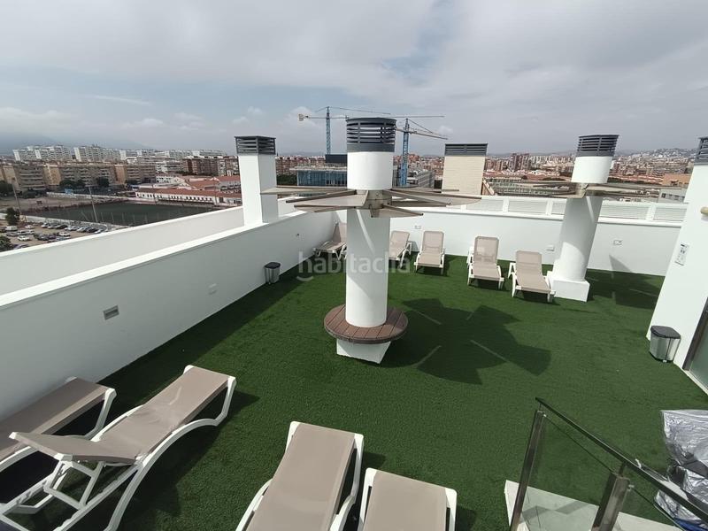 Foto 52cd8106-0e6e-4971-8692-220433aac9a3. Location appartement avec parking piscine dans Paseo Marítimo Oeste - Pacífico Málaga