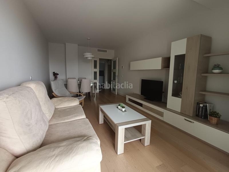 Foto 706f9631-cd02-44a7-9cf2-c1a91b603a98. Location appartement avec parking piscine dans Paseo Marítimo Oeste - Pacífico Málaga