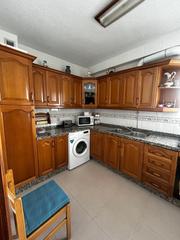 Appartamento in Huerta de la Reina - Trassierra. Exclusiva en  venta en carretera de trassierra  colonia la paz