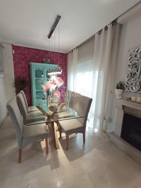 Foto 538e804a-cede-4d8c-bcee-c952fa2c7ad9. Casa aparellada amb aparcament piscina a Paraíso Arenal - La Colina Córdoba