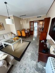 Appartamento in Huerta de la Reina - Trassierra. Preciosa vivienda junto a la estacion