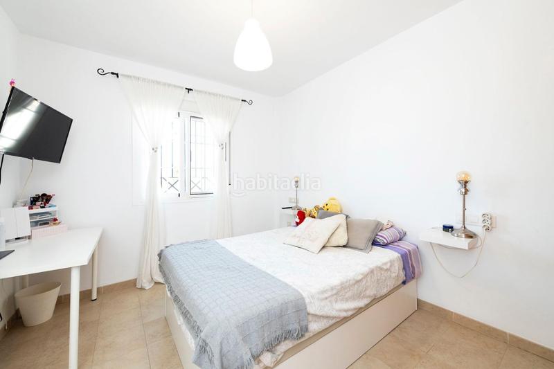 Foto b7ecef48-3396-495a-a951-cad02a9266b3. Chalet mit heizung parking pool in Capellanía - Retamar Alhaurín de la Torre