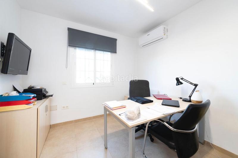 Foto d8bfbc09-e550-469d-8e56-6de90880c3f0. Chalet mit heizung parking pool in Capellanía - Retamar Alhaurín de la Torre