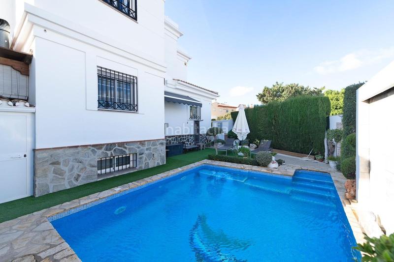 Foto 931e840a-2fda-4903-9831-bb3d214cfc4a. Xalet amb calefacció aparcament piscina a Capellanía - Retamar Alhaurín de la Torre