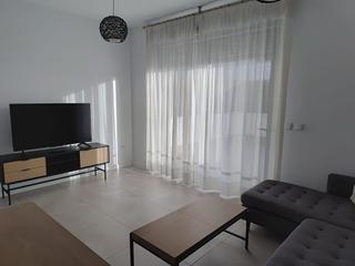 Flat in Santa Rosa - Valdeolleros. Fuente de la salud