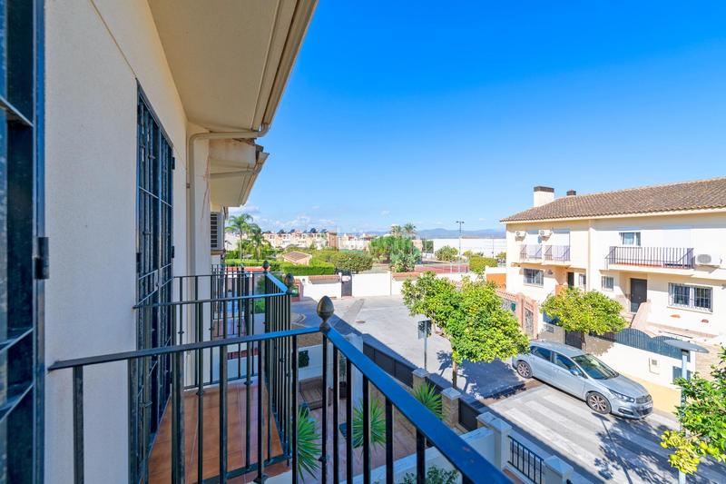 Foto 6a089785-dcd4-45fb-a182-67d3cfeb16ba. Casa a schiera con parcheggio piscina in Churriana - El Pizarrillo - La Noria - Guadalsol Málaga