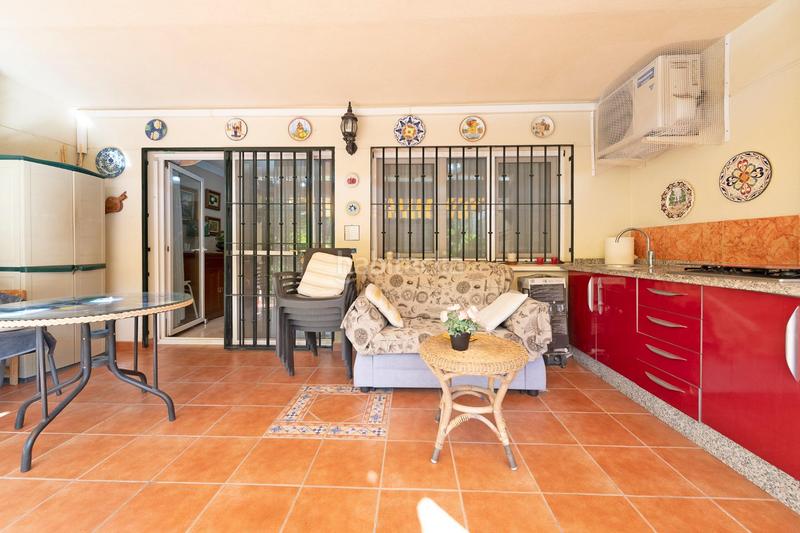 Foto ebf55dc5-1104-4388-9d2d-a2575846c65e. Casa a schiera con parcheggio piscina in Churriana - El Pizarrillo - La Noria - Guadalsol Málaga