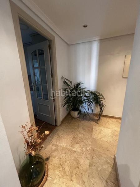 Foto b6c6dfe4-162c-4439-bfdb-9e98bf0a23b9. Appartamento con parcheggio piscina in Tablero Bajo - Arruzafilla Córdoba