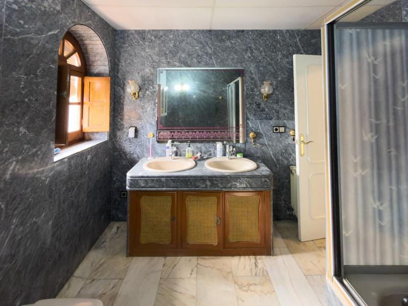 Foto cbbfd297-3016-45c0-ad0b-300b878ea8a1. Xalet amb calefacció piscina a El Brillante -El Naranjo - El Tablero Córdoba