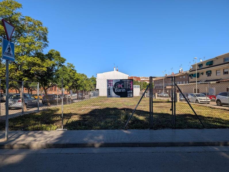 Foto 025d3a17-ad2f-4254-bb2e-5666b6e5b374. Terreny residencial a calle doctor mariano espinosa 9 a Murcia