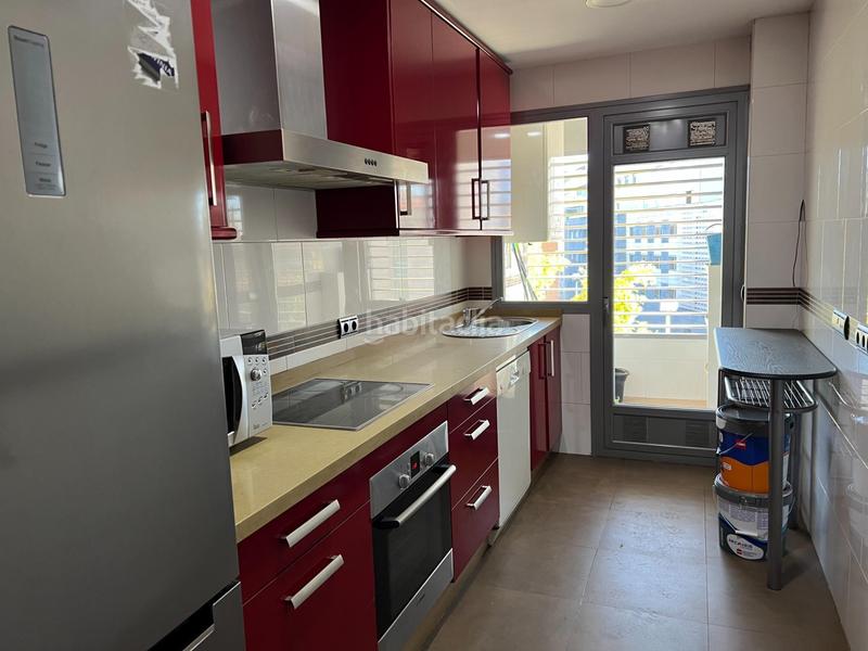 Foto cdf8a558-7acc-4cbc-a6cb-7948239069e4. Lloguer pis amb calefacció aparcament piscina a Huerta de la Reina - Trassierra Córdoba