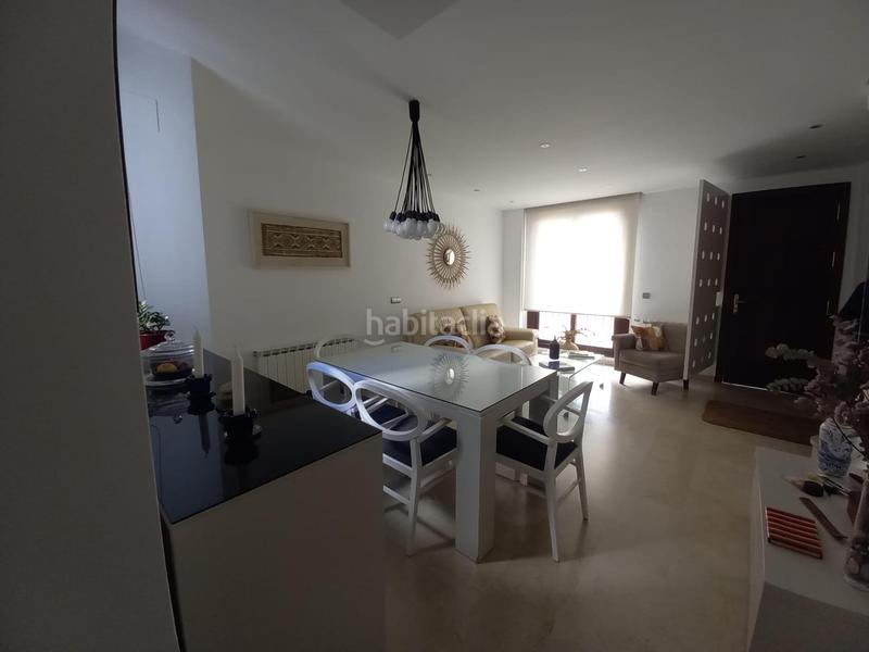 Foto a8ce26a8-a251-4d15-8779-b59f3f0a9295. Location maison jumelée avec parking dans Sta. Marina - San Andrés - San Pablo - San Lorenzo Córdoba