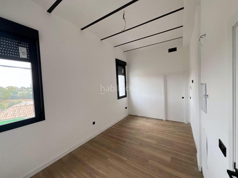 Foto 40a03bbf-a43f-4a4d-83de-13e678099283. Lloguer apartament amb calefacció aparcament piscina a Córdoba