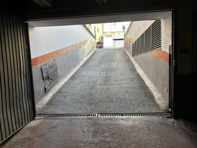 Foto 32867021-2e09-424b-9854-a83a76eff440. Car parking in plaza cristo del rescate in San Juan Murcia