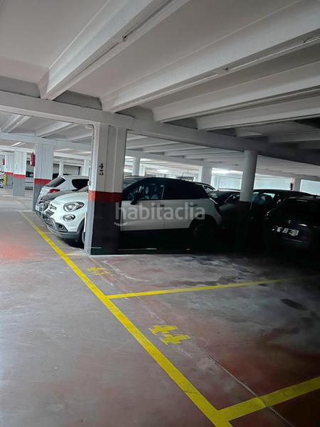 Foto cdf69917-20e9-4209-a8a6-86861902c014. Car parking in plaza cristo del rescate in San Juan Murcia