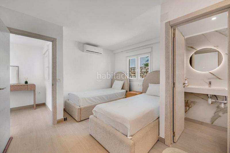 Foto 7c98163b-502b-47c3-8bd7-a60eba24e761. Chalet espectacular villa exclusiva en venta benalmadena en Benalmádena