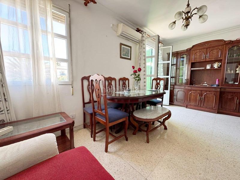 Foto 2b7980ba-1dfa-4ff7-8b40-99e249b2e719. Piso  en venta avenida jacinto benavente, malaga en Málaga