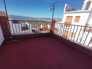 Maison à Canillas de Aceituno. Bonita casa en venta en canillas de aceituno