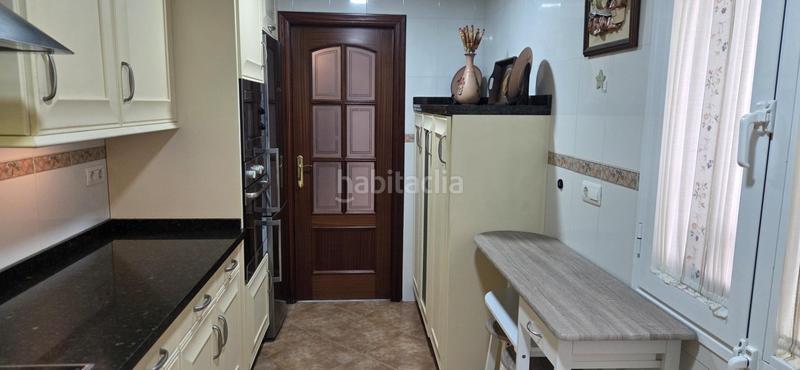 Foto 696b6af0-5f7b-4b59-8d18-180ff0e92f60. Pis amb aparcament a Santa Rosa - Valdeolleros Córdoba