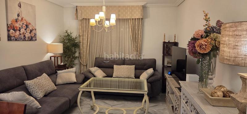 Foto dbda7899-e386-421c-a843-e4ede34bdfee. Pis amb aparcament a Santa Rosa - Valdeolleros Córdoba