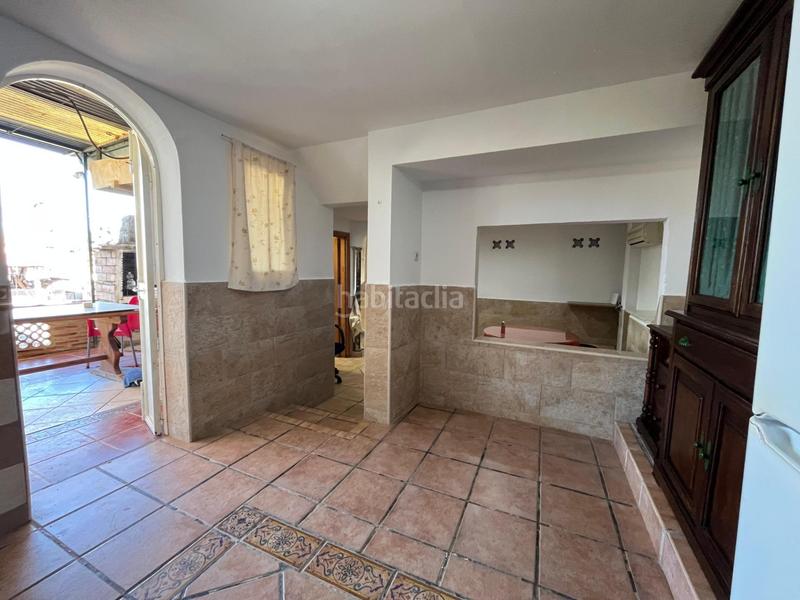 Foto a8f74e3a-4178-43b6-a113-89f750dac505. Masia amb aparcament a Cártama