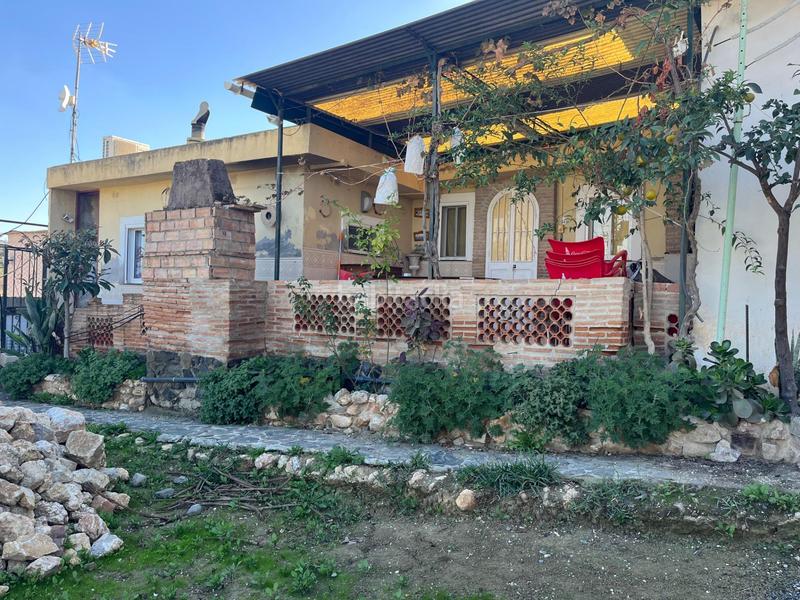 Foto af763e40-2b89-434a-8598-b10177a32421. Masia amb aparcament a Cártama