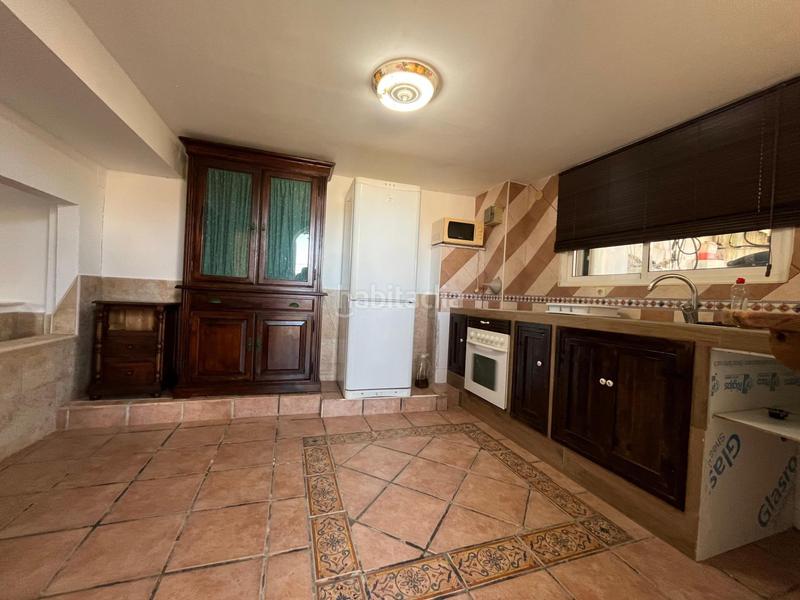 Foto f6c0d839-f2eb-4d5f-80bb-de2495fe3dc4. Masia amb aparcament a Cártama