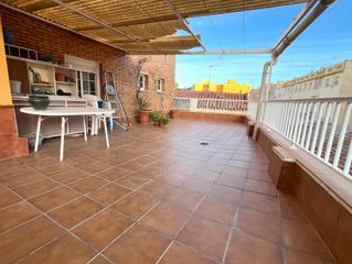 Pis a Calle Martínez Falero